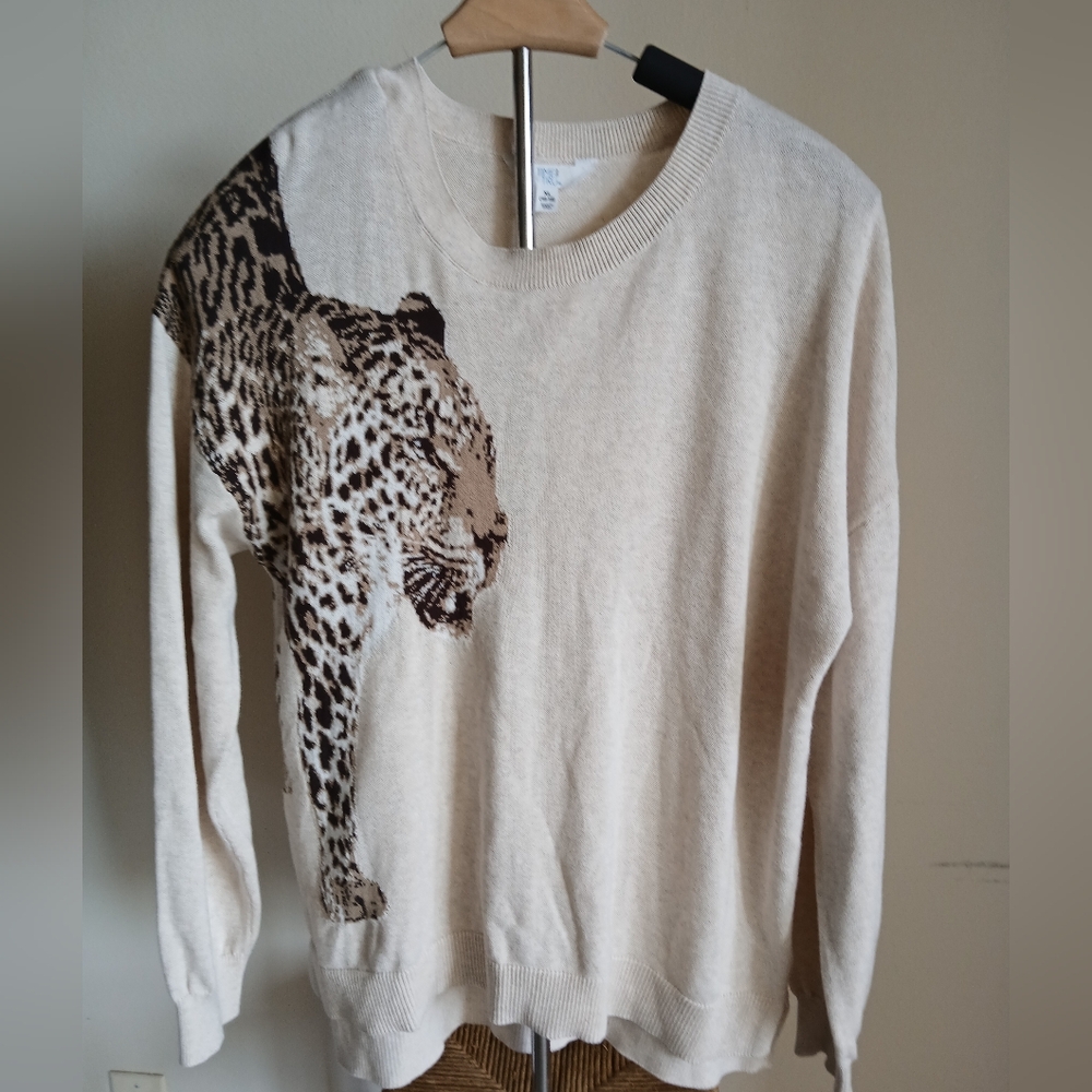 Time & Tru Crewneck Sweater Animal Size XL